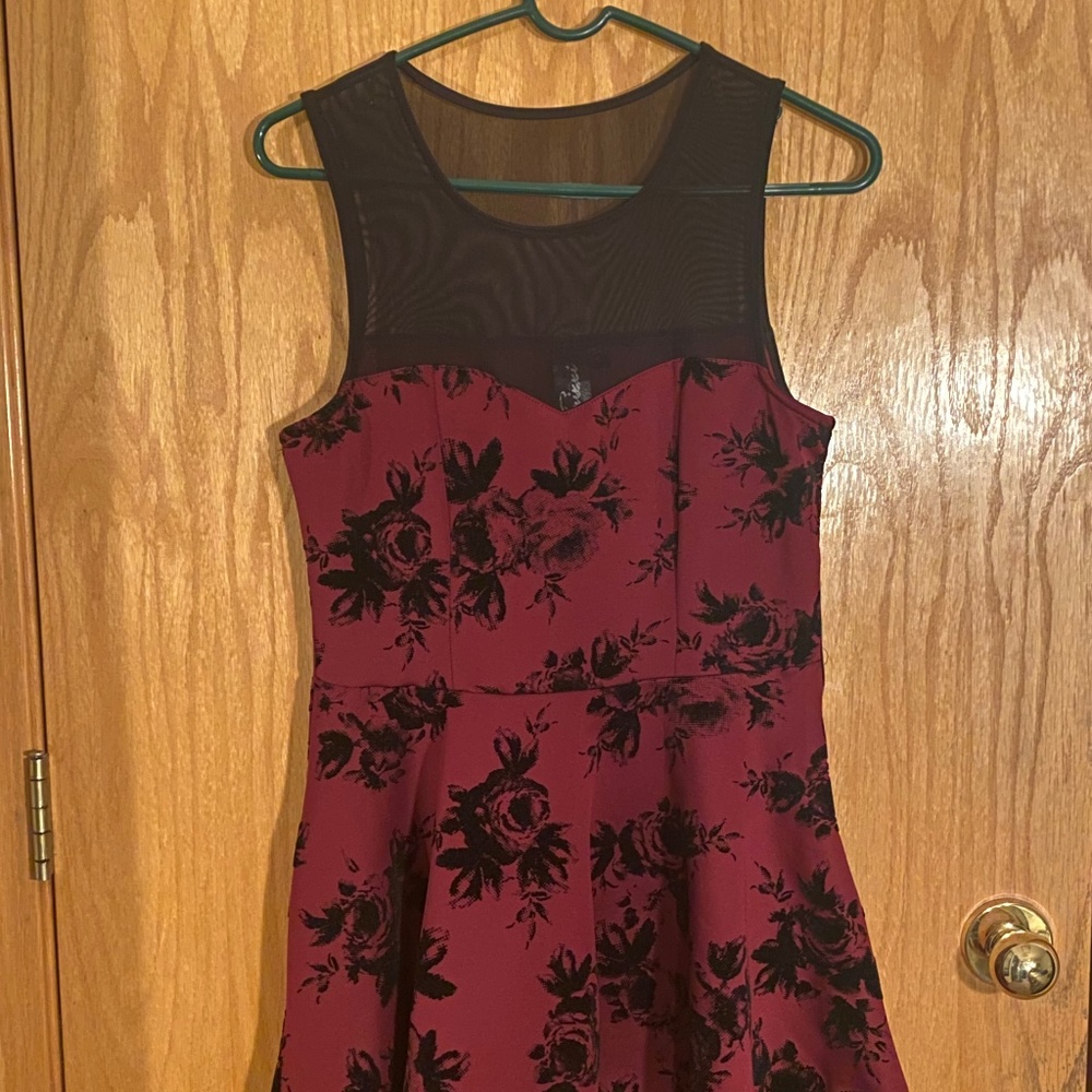 Beautiful Maroon and Black Homecoming Dress